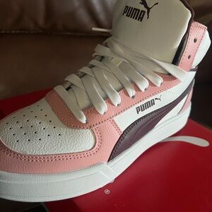 Puma Women's Athletic Shoes - Pink and White